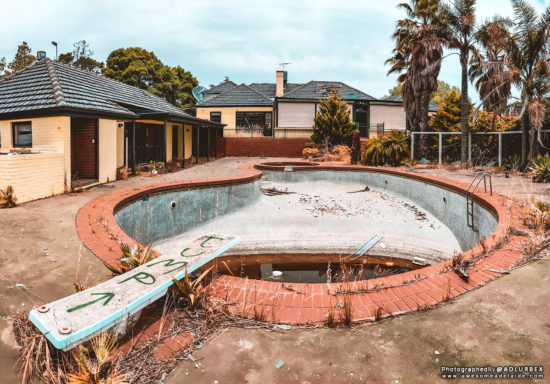 Hill House, Abandoned Building Photographs, Adelaide, South Australia.
